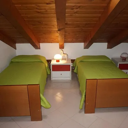 Beautiful Attic Near The Centre Of Apartmán Lignano Sabbiadoro